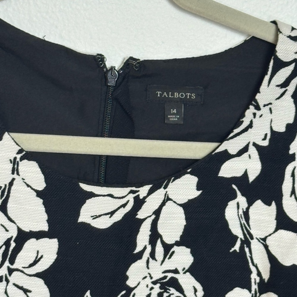 Talbots Black A-Line Skirt with White Floral Motif size 14 - Picture 7 of 9